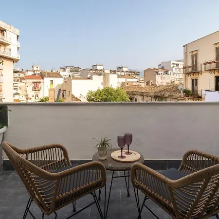 Апартаменты Conte Ruggero By Domusicily