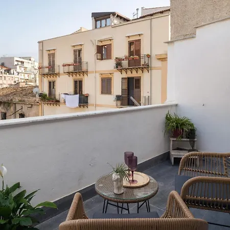 Conte Ruggero By Domusicily Апартаменты